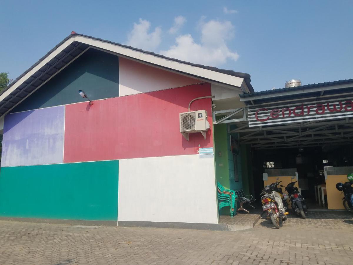 Cendrawasih Syariah Homestay Bandar Lampung Luaran gambar