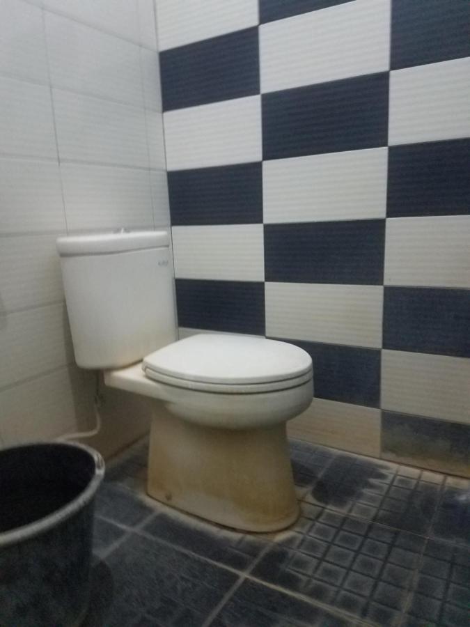 Cendrawasih Syariah Homestay Bandar Lampung Luaran gambar